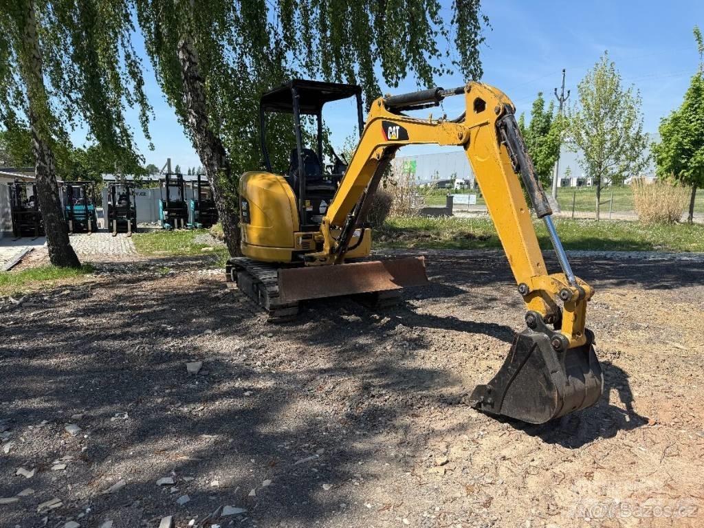 CAT 303 E CR Excavatoare pe șenile
