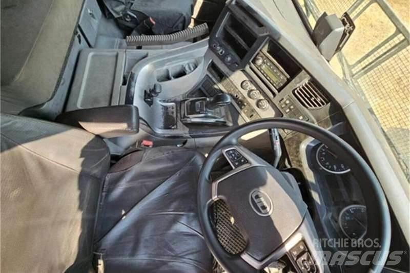 UD TRUCKS QUON Altele