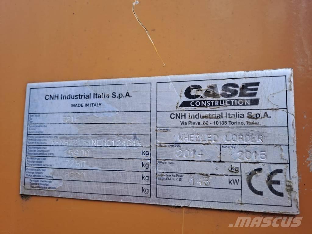 CASE 721 F Incarcator pe pneuri