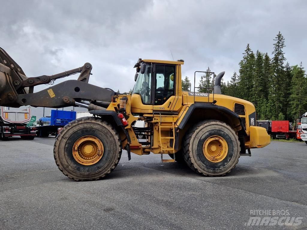 Volvo L 220 G Incarcator pe pneuri