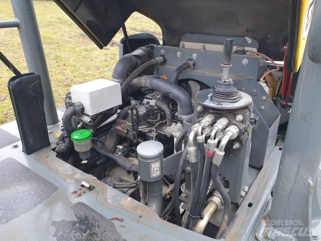Wacker Neuson 3001 Minitractor de teren
