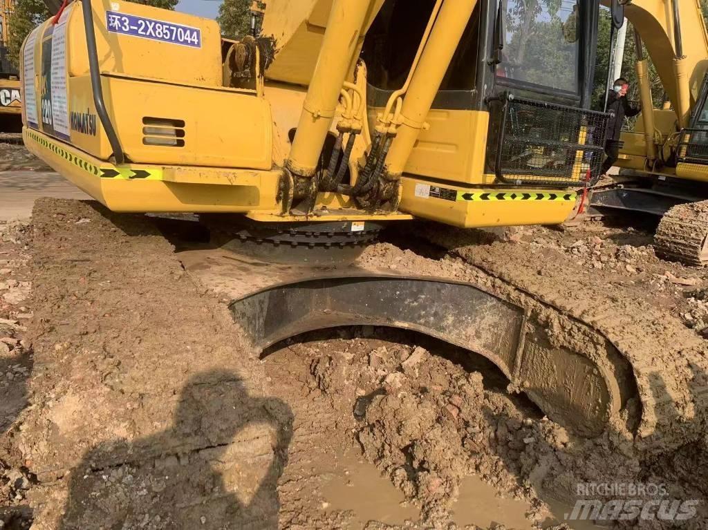Komatsu PC 220-8M0 Excavatoare pe șenile
