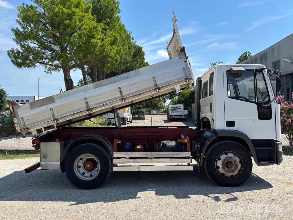 Iveco 120E18K Camioane platforma/prelata