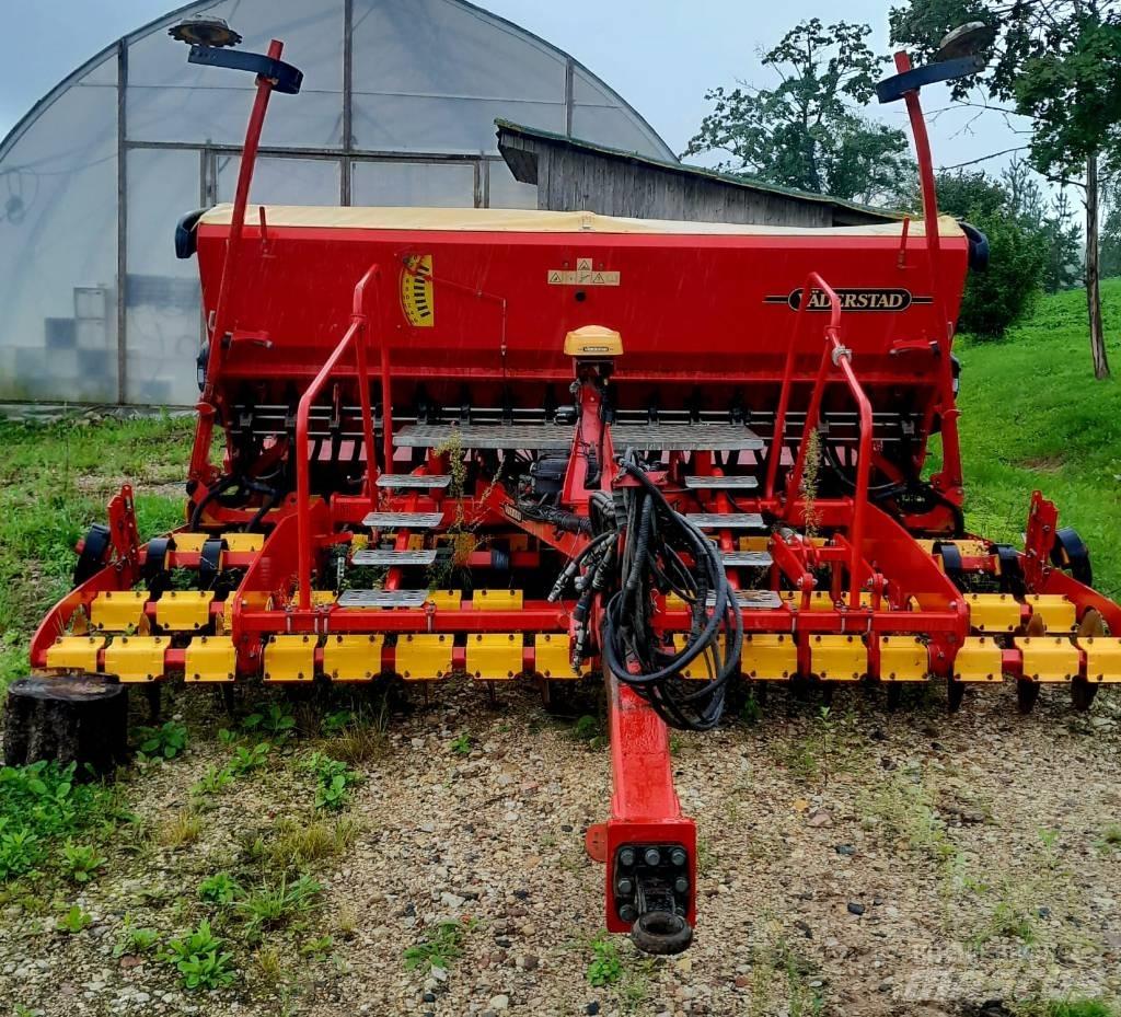 Väderstad Rapid400C Perforatoare