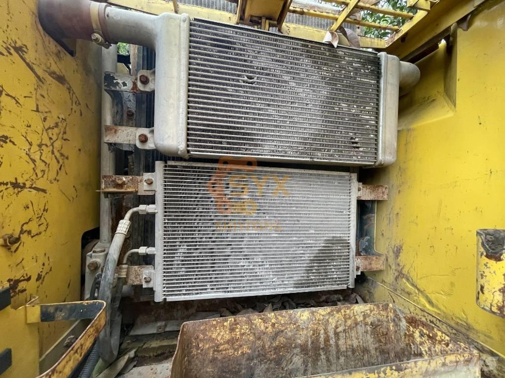 Komatsu PC 220-7 Excavatoare pe șenile
