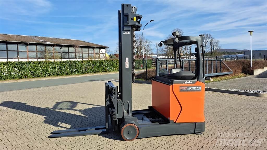 Linde R20 Stivuitor cu catarg retractabil