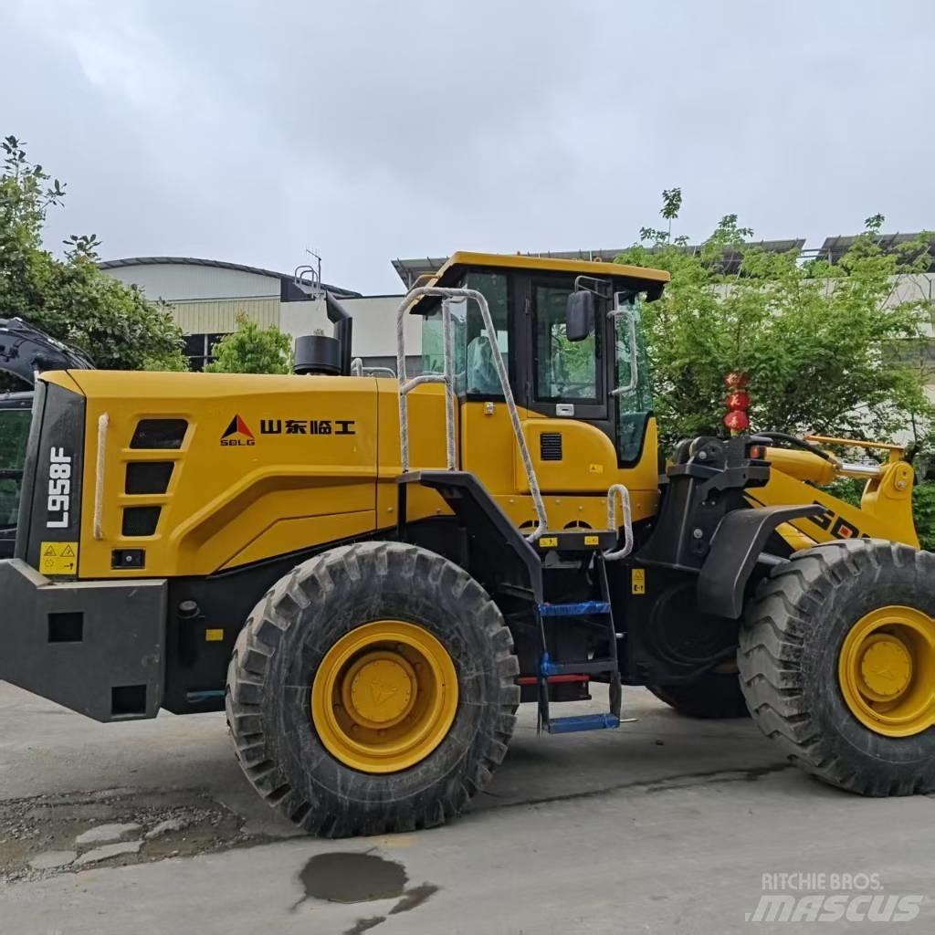 SDLG 958F Incarcator pe pneuri