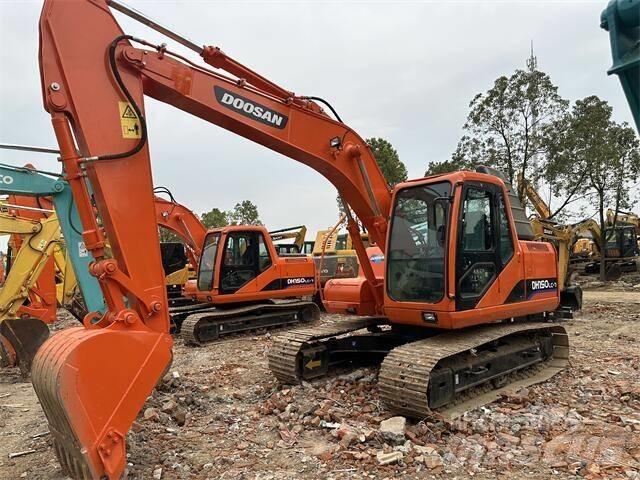 Doosan DH150 Excavatoare 7t - 12t