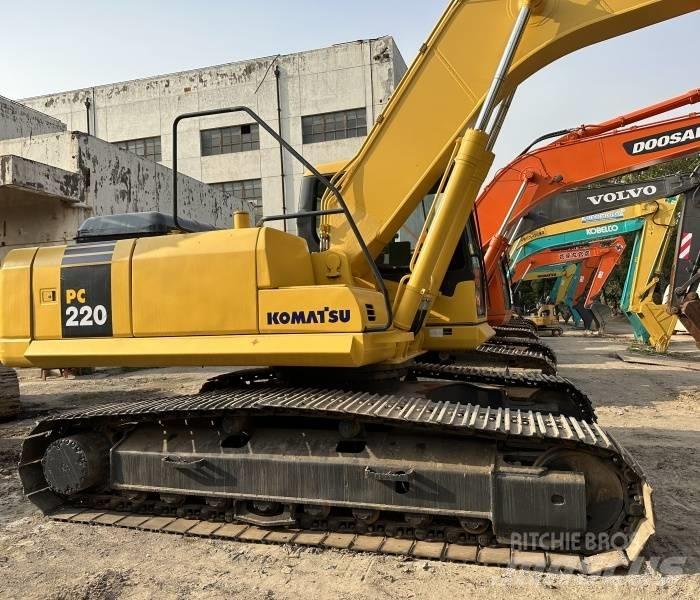 Komatsu PC 220 Excavatoare pe șenile
