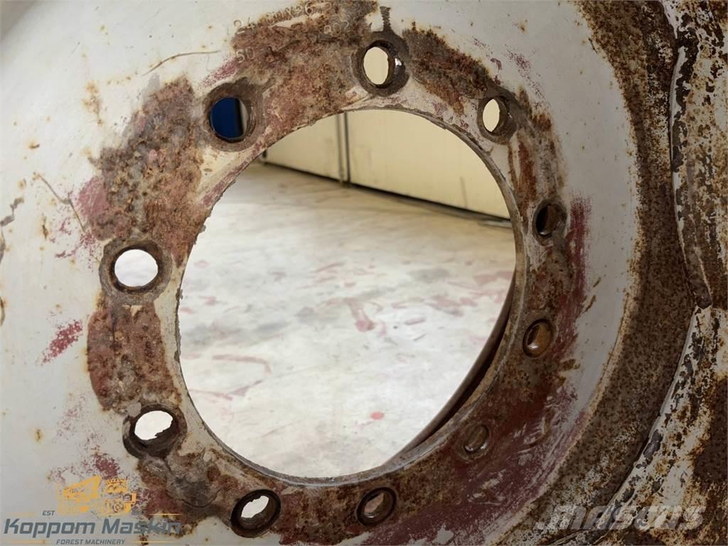 Valmet 890 24x26,5 Anvelope, roti si jante