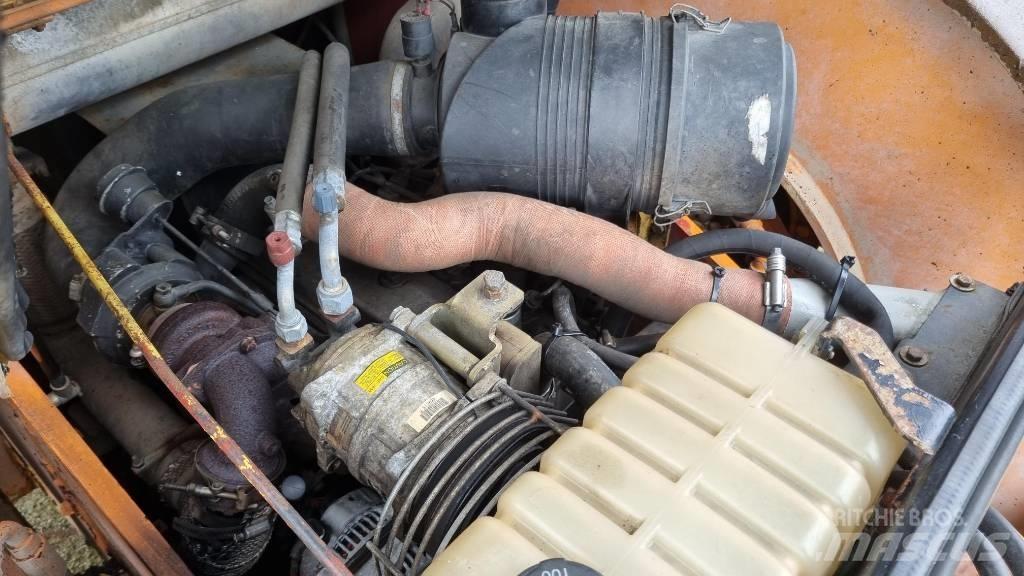 Dynapac CS142, Vält Cilindri compactori dubli