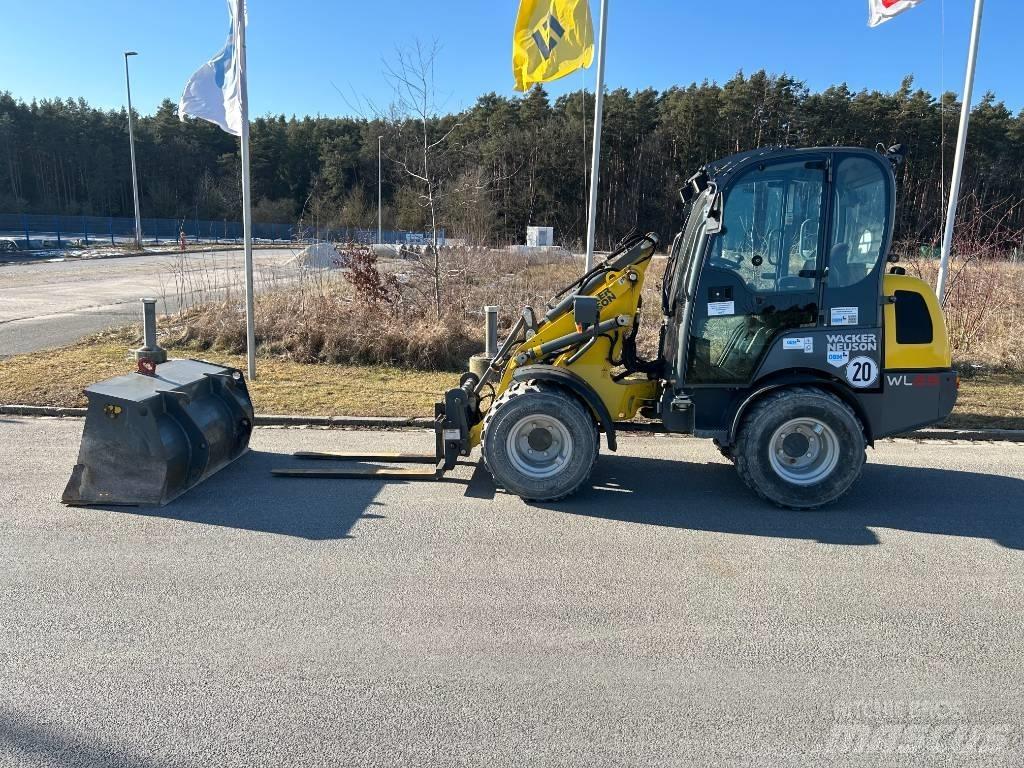 Wacker Neuson WL 25 Incarcator pe pneuri