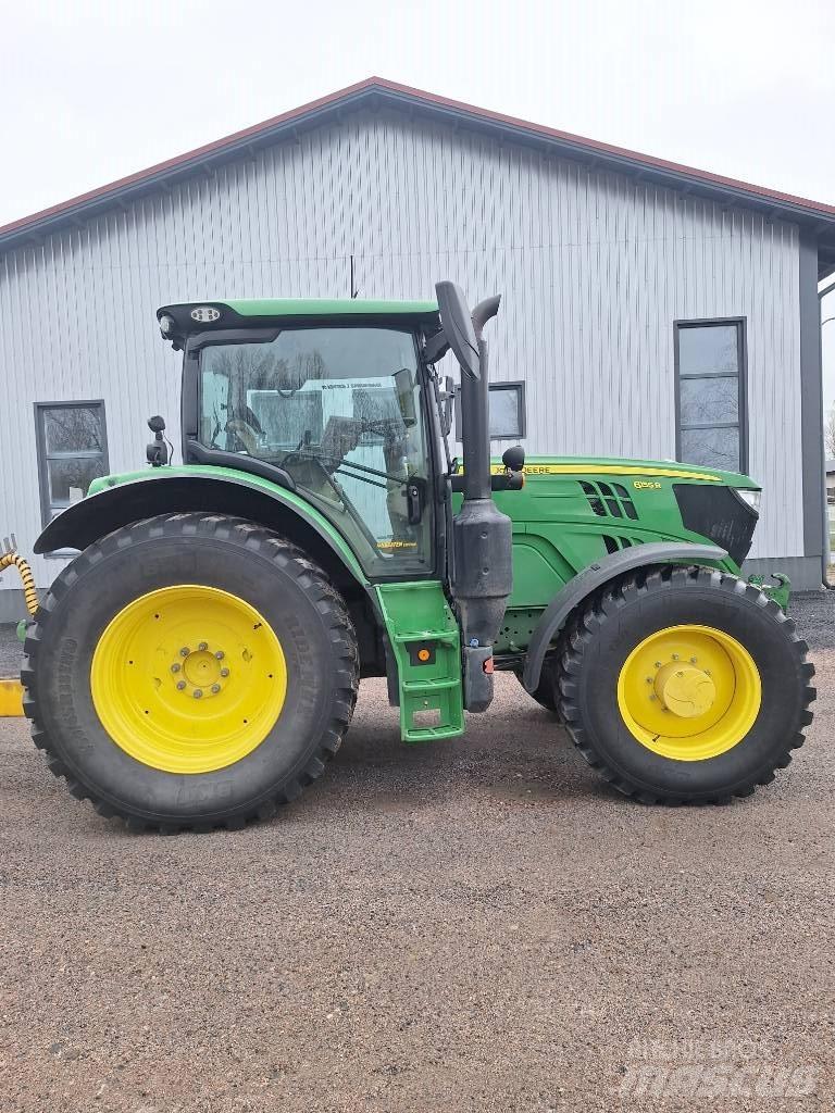 John Deere 6155R Tractoare