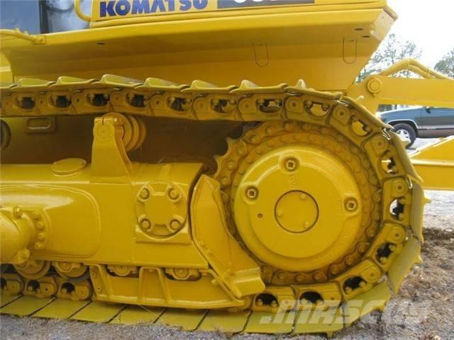 Komatsu D 65 EX Buldozere pe senile