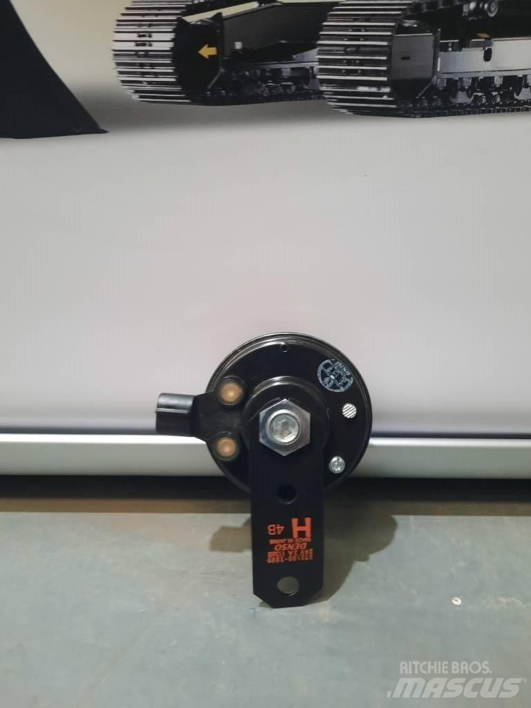 Hitachi Horn - 4719528 Cabine si interior