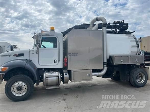 Peterbilt 348 Camion vidanje