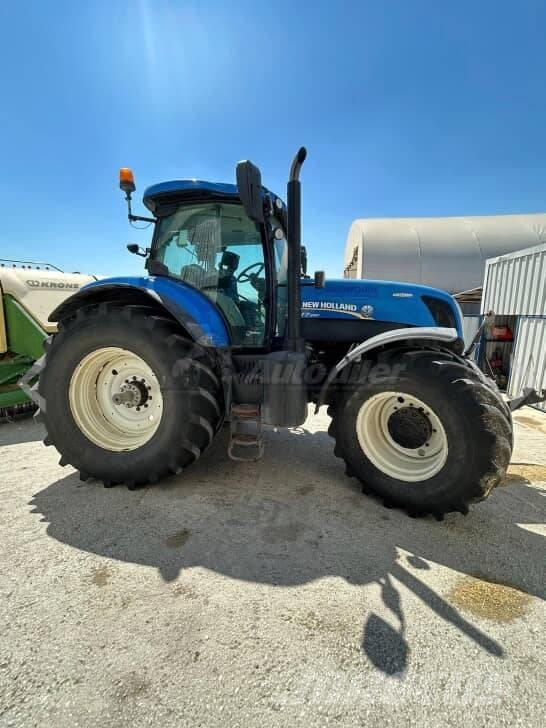 New Holland T7250 Tractoare