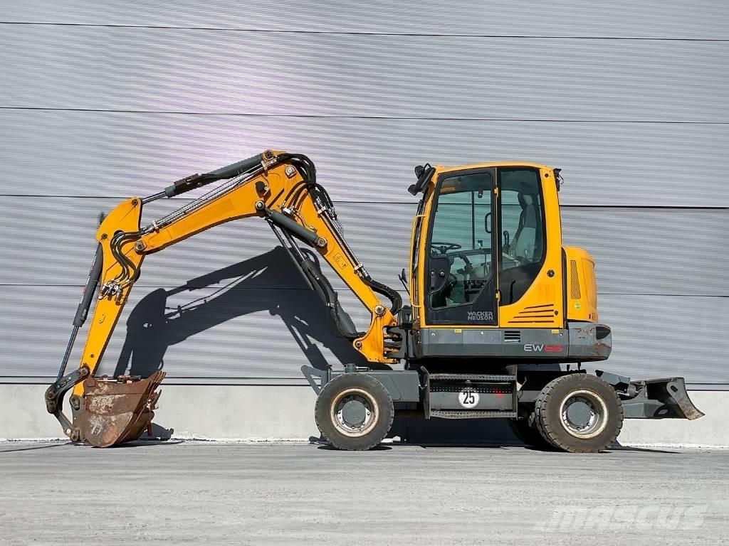 Wacker Neuson EW 65 Excavatoare cu roti
