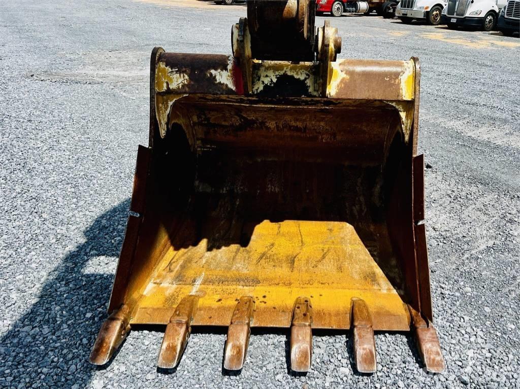 CAT 320 EL Excavatoare pe șenile
