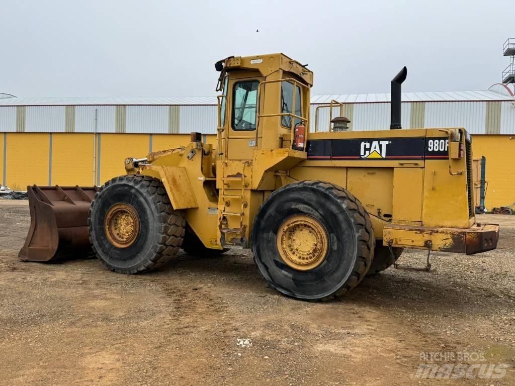 CAT 980 F Incarcator pe pneuri