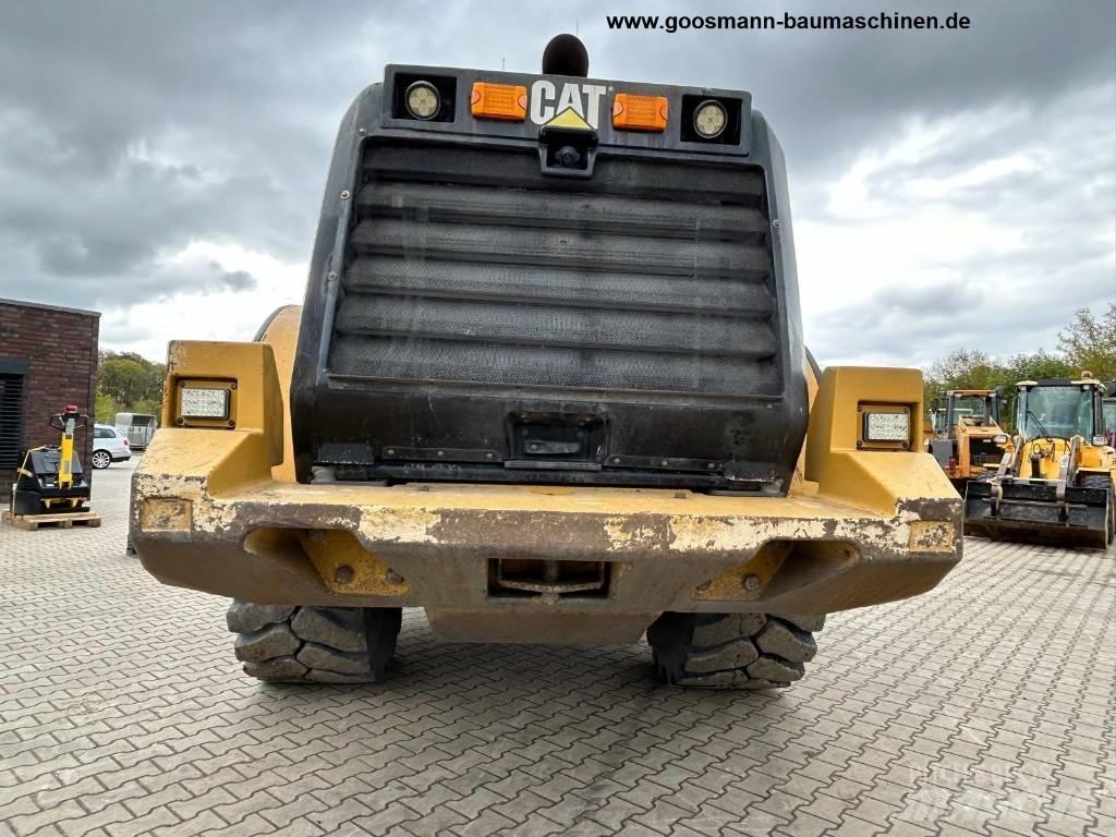 CAT 972 M Incarcator pe pneuri