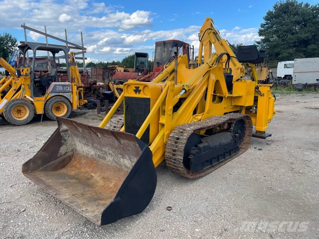 Massey Ferguson 200 Buldoexcavatoare