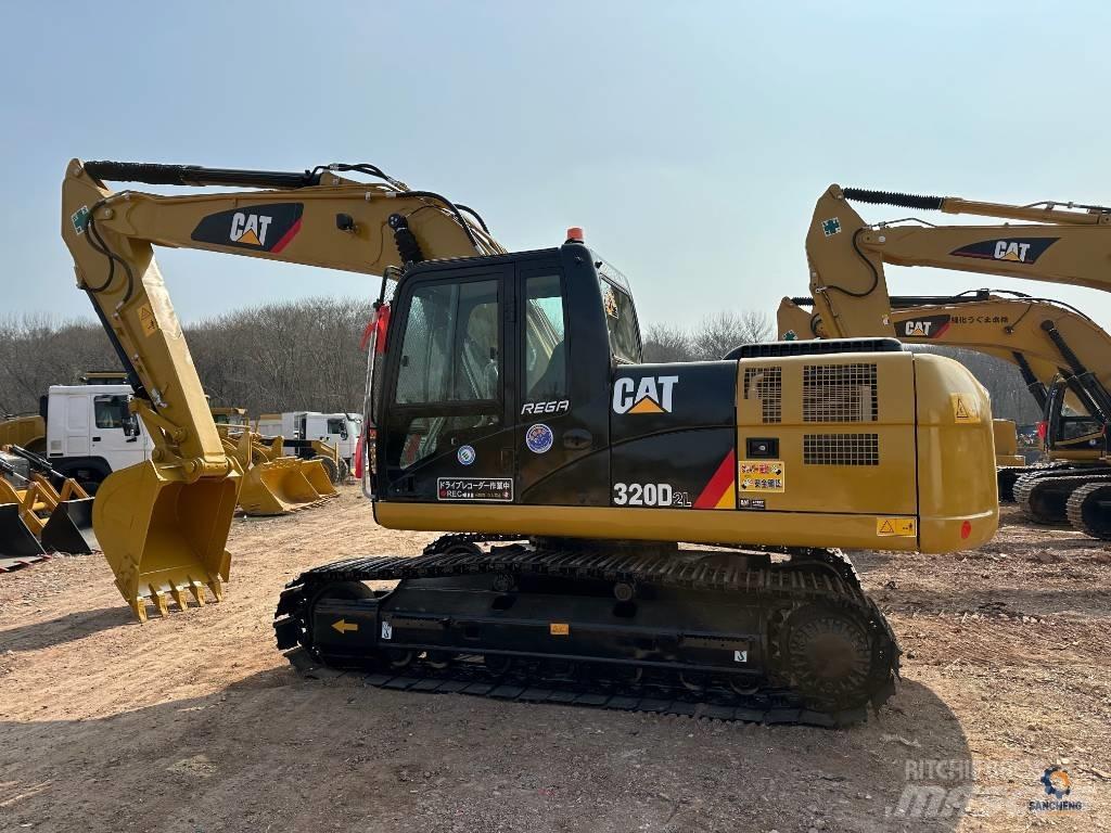 CAT 320D2L Excavatoare pe șenile
