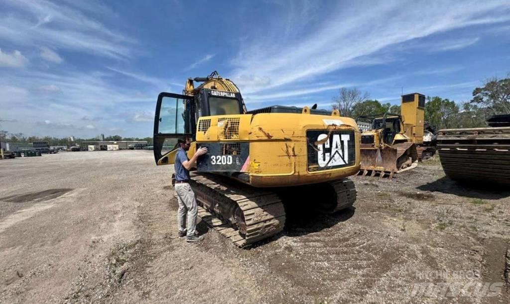 CAT 320 D Excavatoare pe șenile

