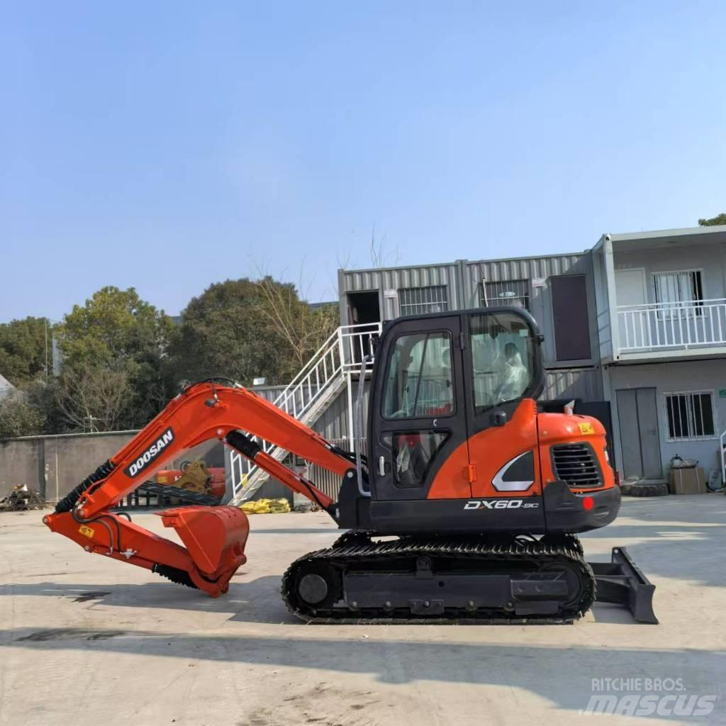 Doosan DX60-9C Mini excavatoare < 7t