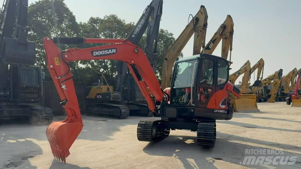 Doosan DX60-9C Mini excavatoare < 7t