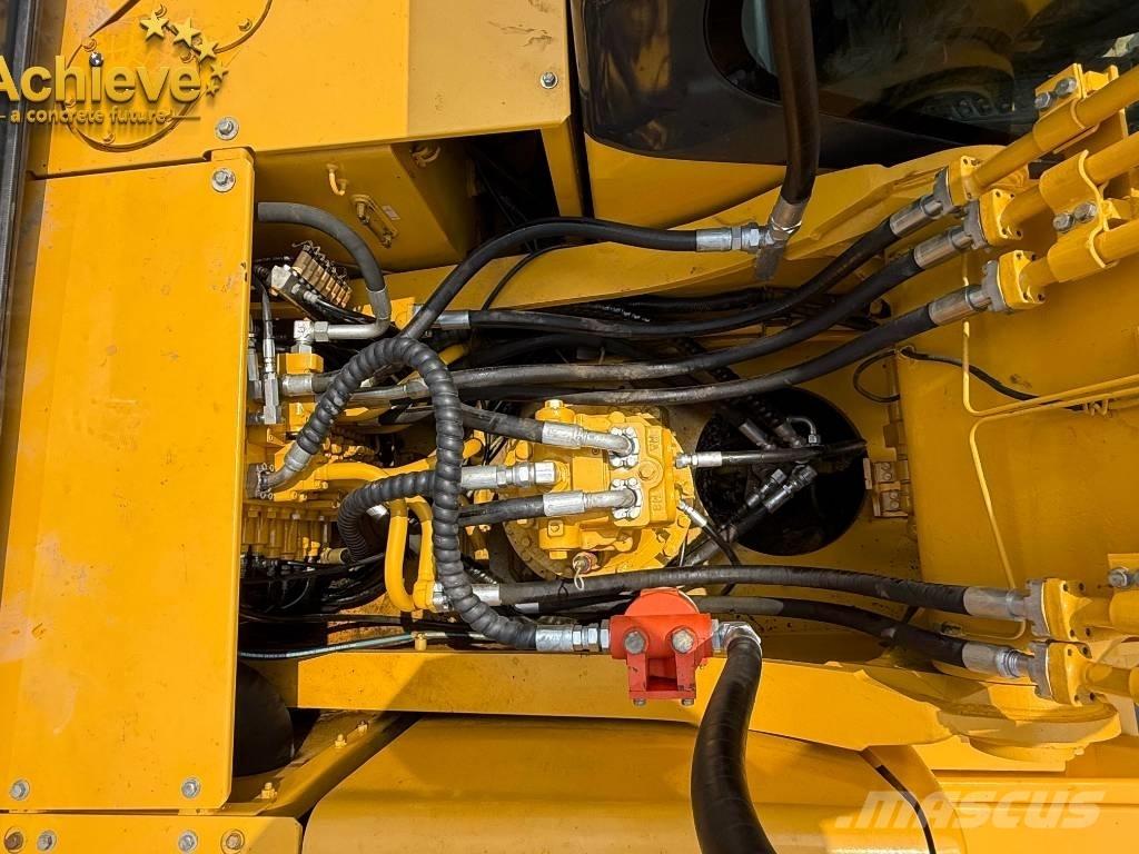 Komatsu PC 300 Excavatoare pe șenile
