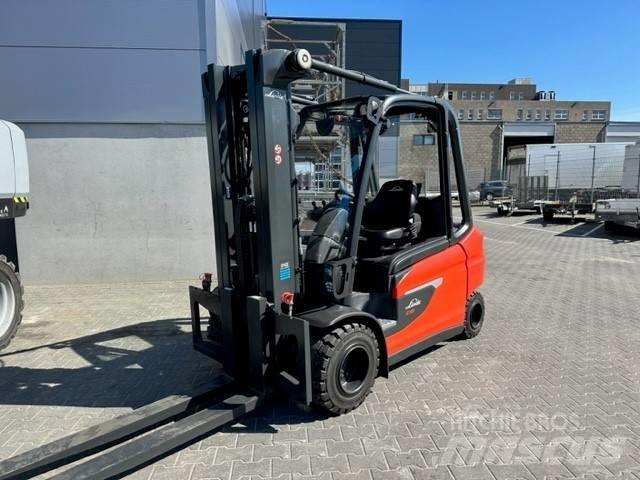 Linde E35L Stivuitor electric