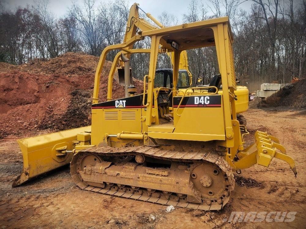 CAT D 4 C Buldozere pe senile