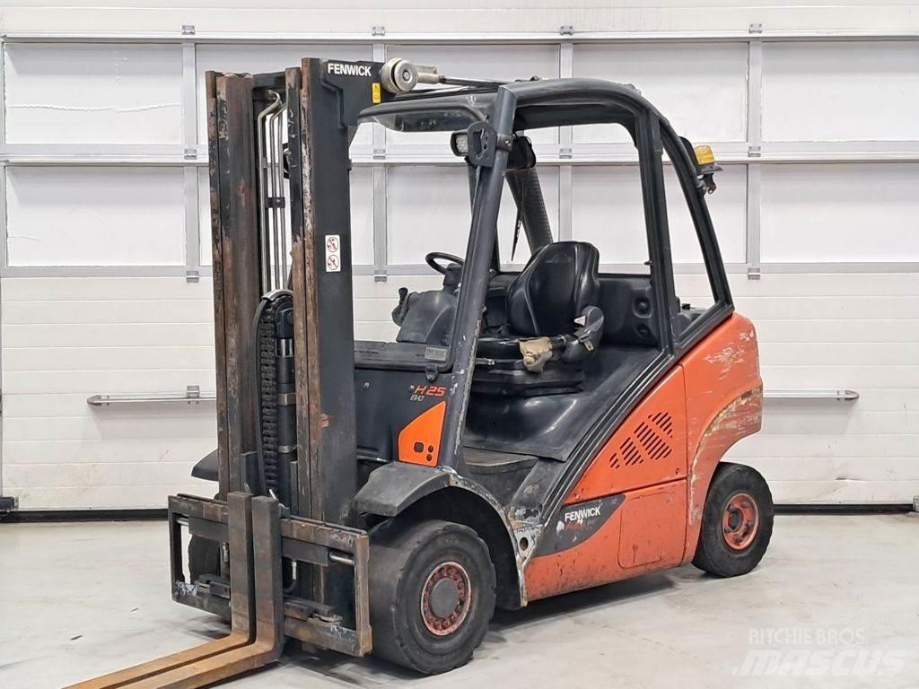 Linde H25D-02 Stivuitor diesel