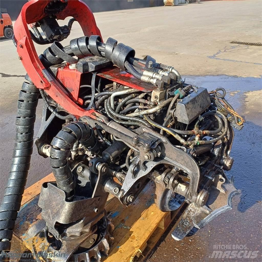 Komatsu C124 Capete pentru culegatoare