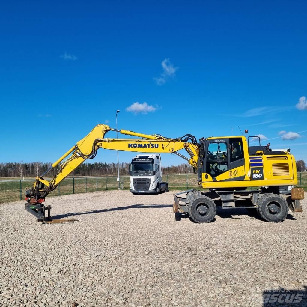 Komatsu PW180 - 11E0 Excavatoare cu roti
