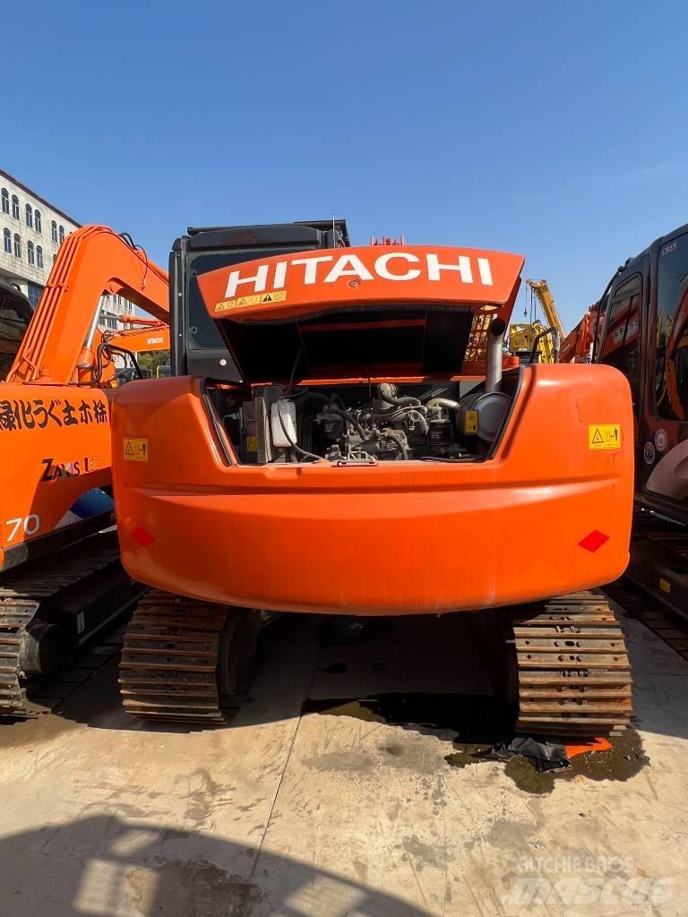 Hitachi ZX70 Excavatoare 7t - 12t