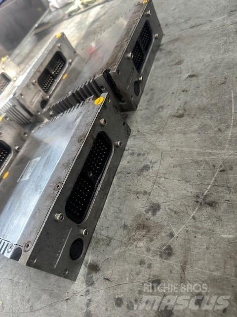 Liebherr L 580 Electronice