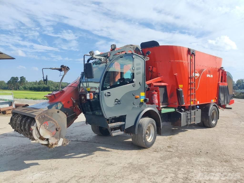Kuhn SPW 25 Mixere furaje