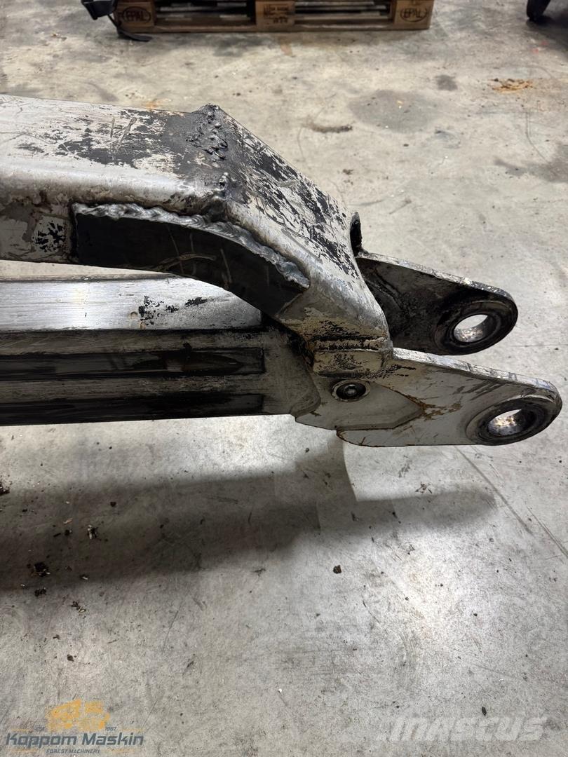 Komatsu 105F Macarale de transport