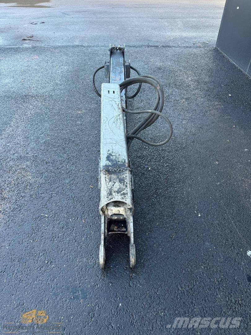 Komatsu 105F Macarale de transport