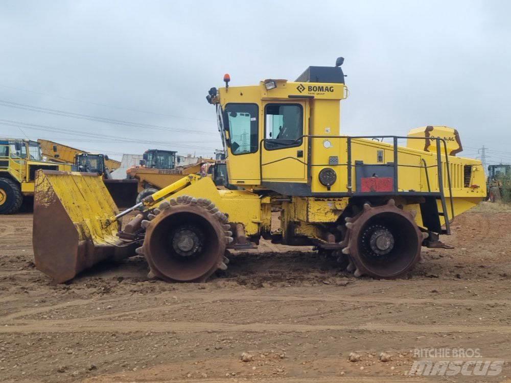 Bomag BC722RB2 Compactor