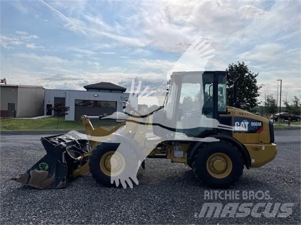 CAT 906M Incarcator pe pneuri
