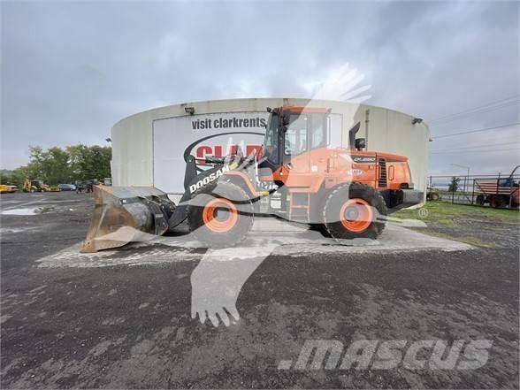 Doosan DL250-5 Incarcator pe pneuri