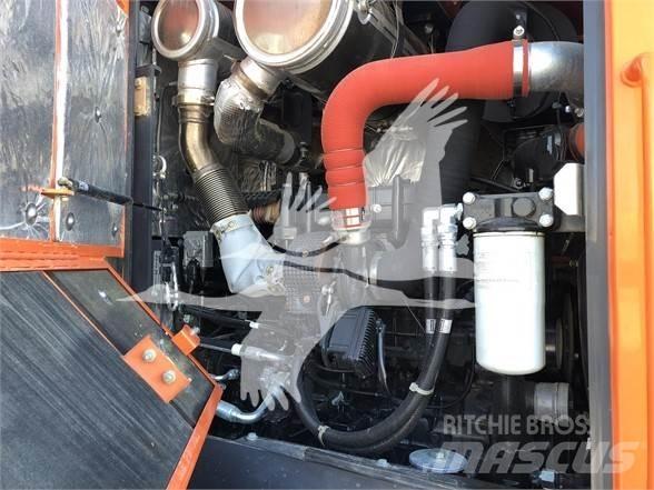 Doosan DL300 Incarcator pe pneuri