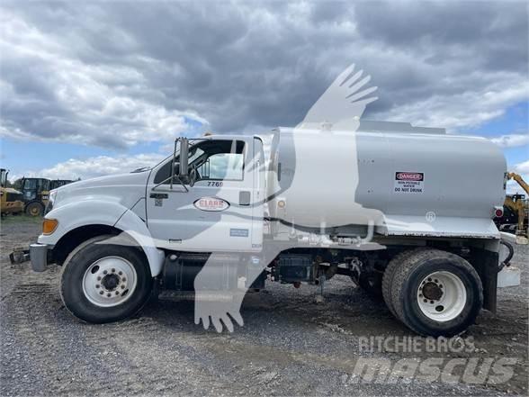 Ford F750 XL Cisterne