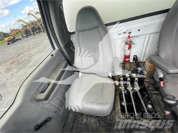 Ford F750 XL Cisterne