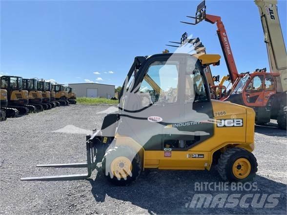 JCB 35 Stivuitoare telescopice