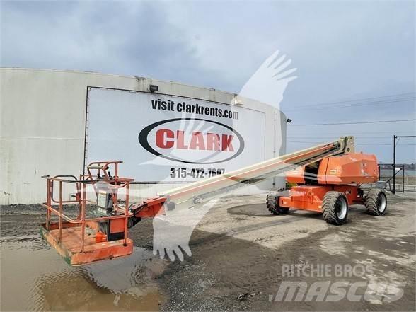 JLG 800S Nacele cu brat telescopic