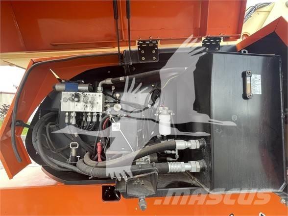 JLG 860SJ Nacele cu brat telescopic